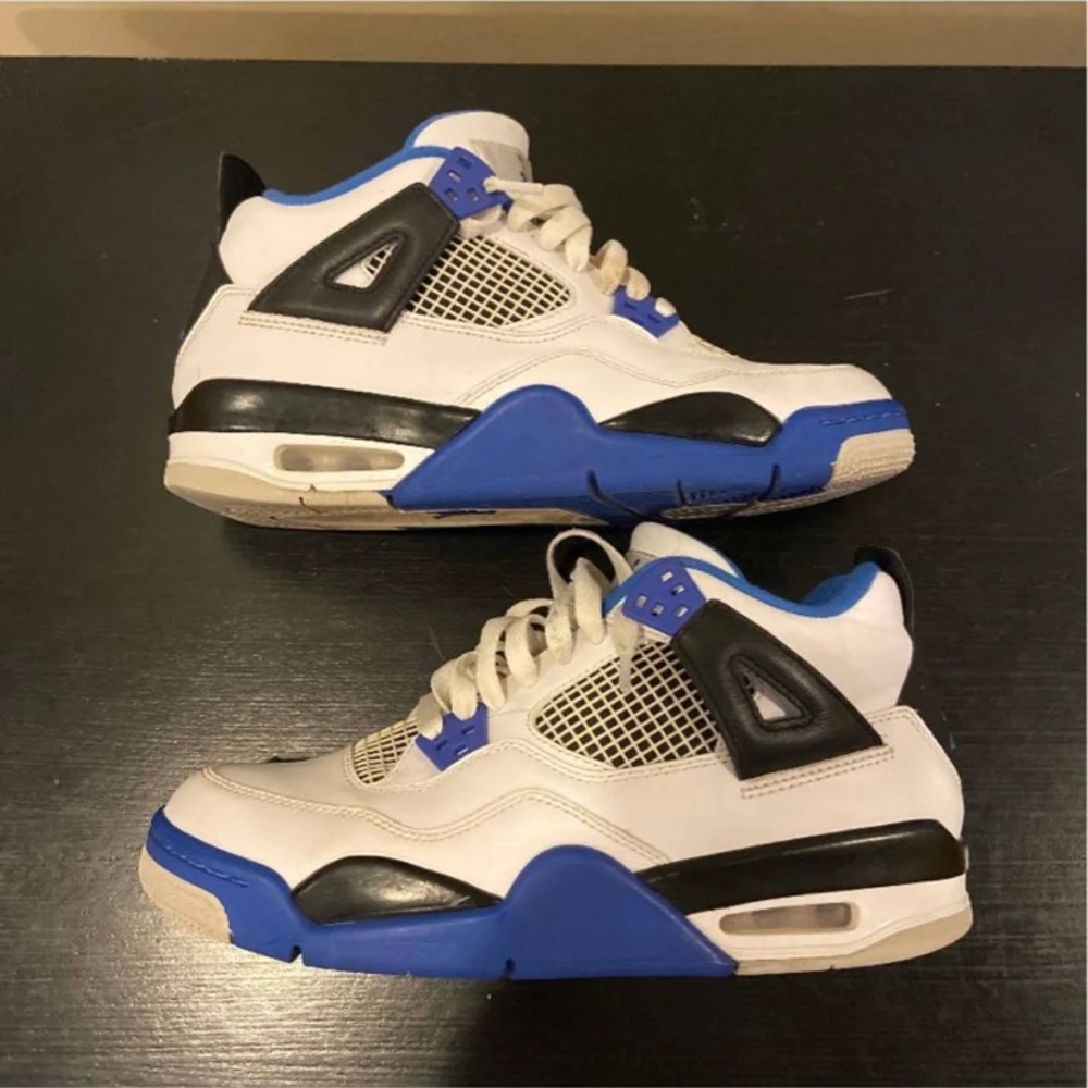 Jordan 4